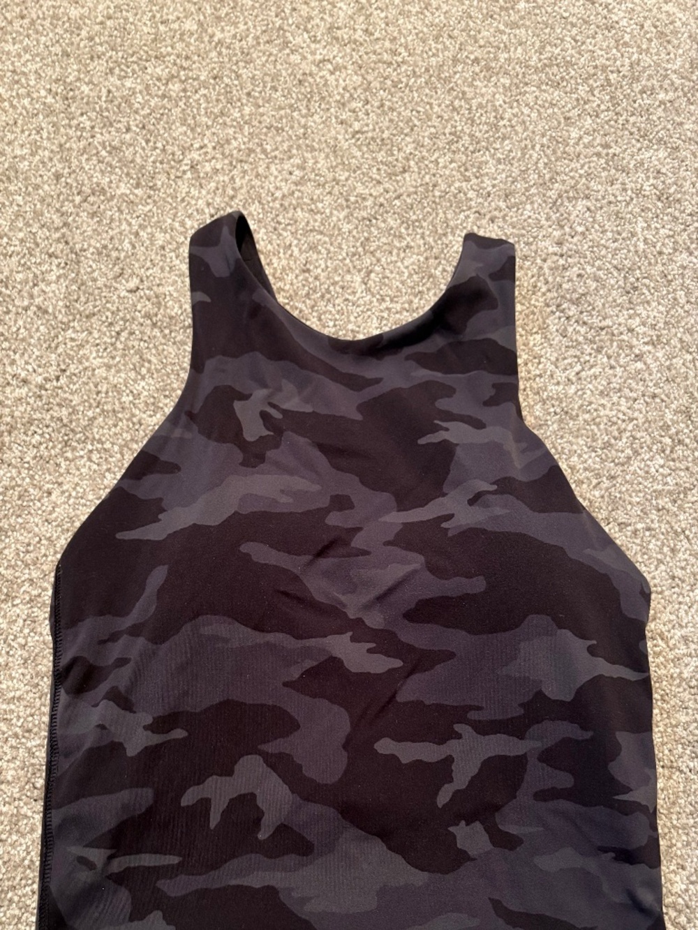 Athleta Camo Crop Tank Top Black Gray Racerback Women’s Medium